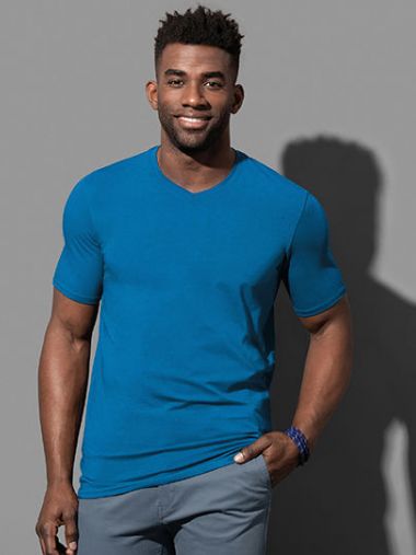 Clive V-Neck