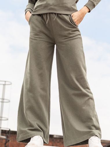 Women´s Sustainable Fashion Wide Leg Joggers